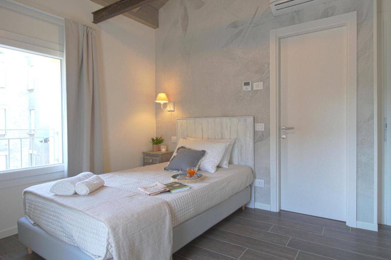 Hotel Bed & Basta Reggio nell'Emilia Esterno foto
